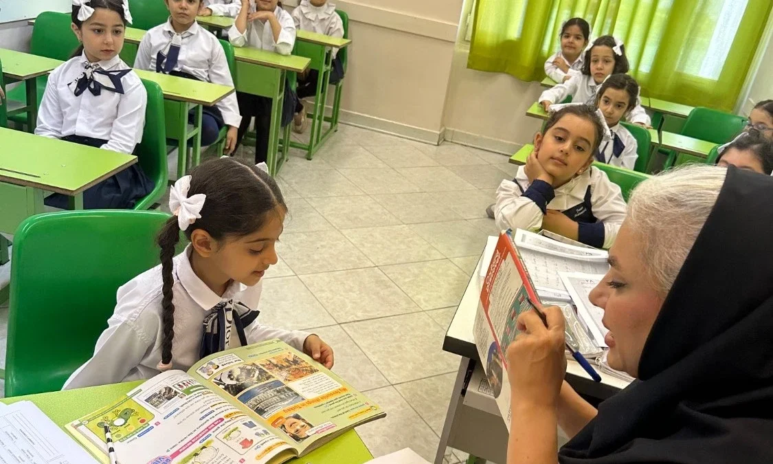 تعیین سطح زبان انگلیسی دانشآموزان دبستان روشنگران 6 تعیین سطح زبان روشنگران منطقه3