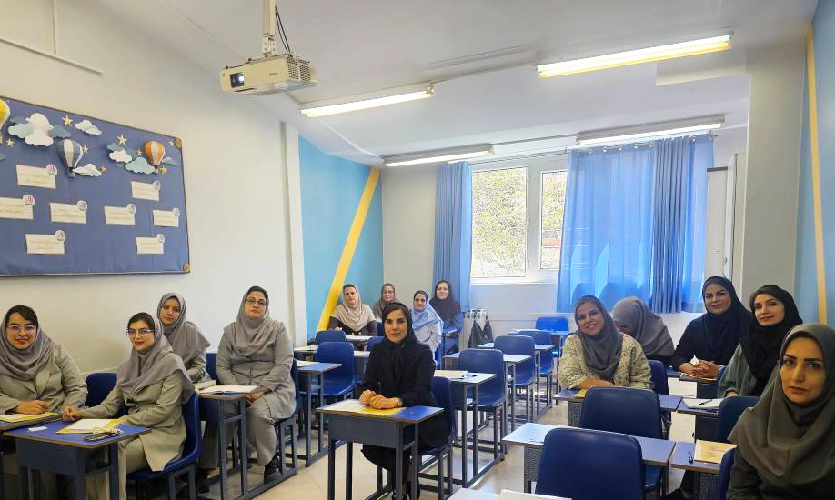 جلسه دانشافزایی روشنگران با موضوع تفاوتهای فردی دانشآموزان 2 جلسه دانش افزایی روشنگران